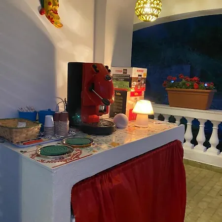 Martina * Lacco Ameno (Isola d'Ischia)