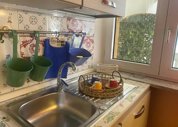 Martina Lacco Ameno (Isola d'Ischia)